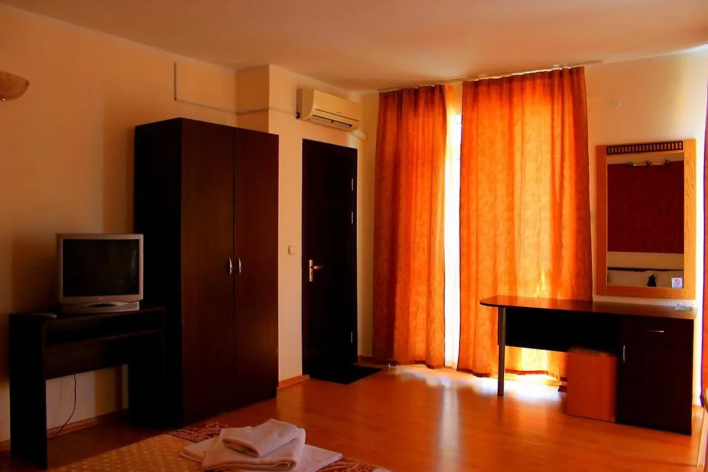 Ryor Hotel Sunny Beach 3*,